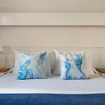 Hotel La Goleta 2*