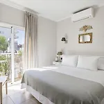 La Goleta Hotel 2*