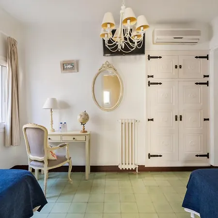 La Goleta Hotel