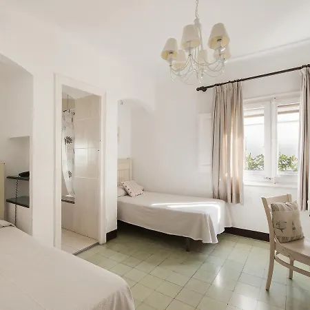 La Goleta Hotel