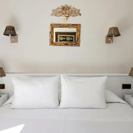 Hotel La Goleta 2*