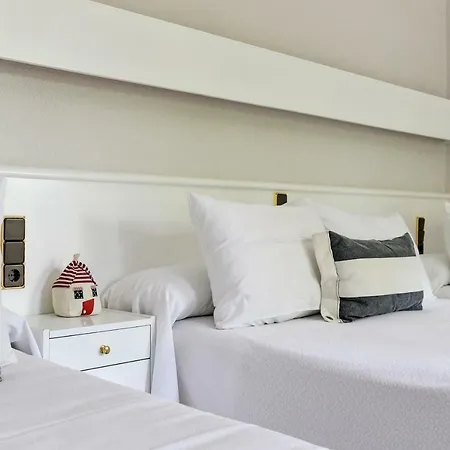 La Goleta Hotel 2*