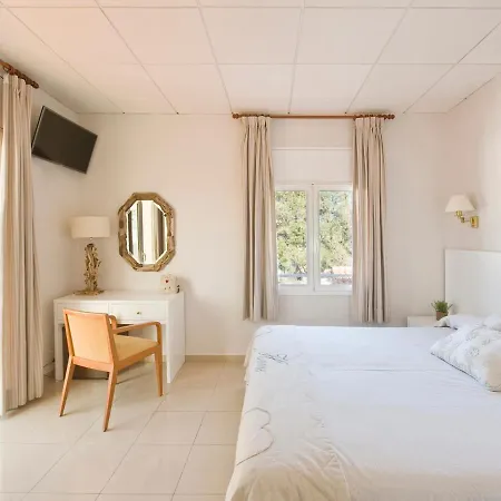 La Goleta Hotel