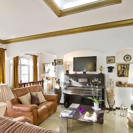 La Goleta 2* Llançà