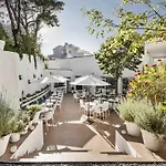 Ξενοδοχείο La Goleta 2*