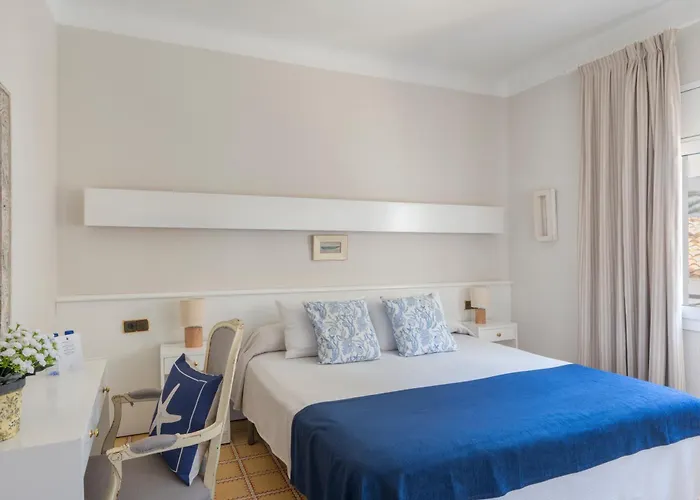 La Goleta Otel