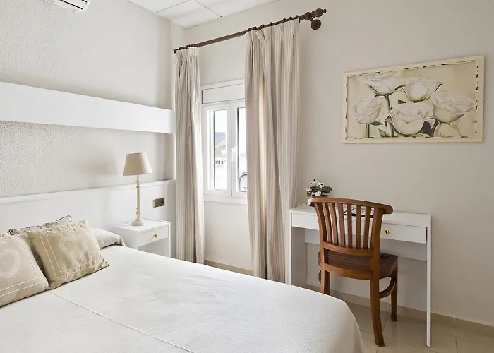 Otel La Goleta Llança