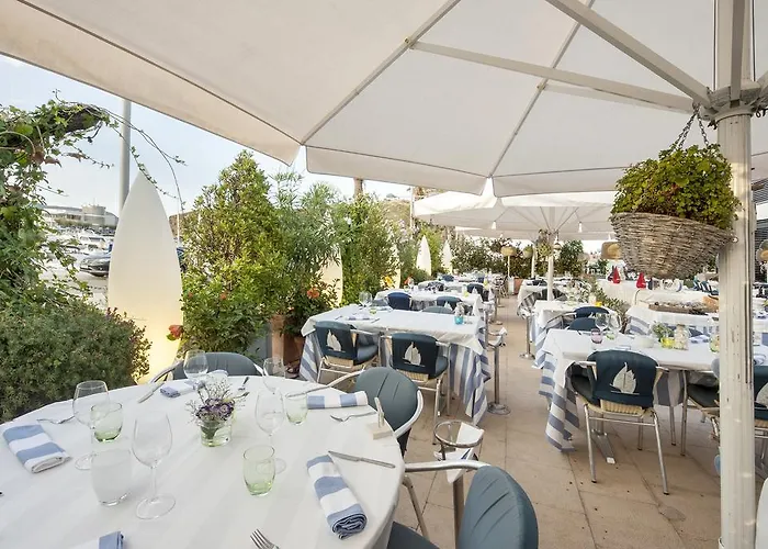 La Goleta Otel